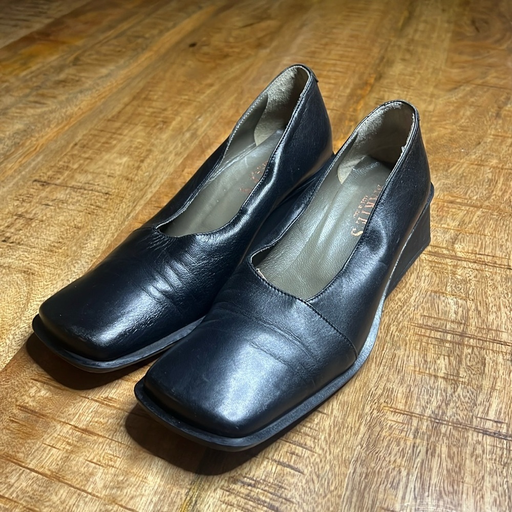 Marte’s Black Women’s Sz 37 Square Toe Wedge Pumps Shoes Made in Italy Leather